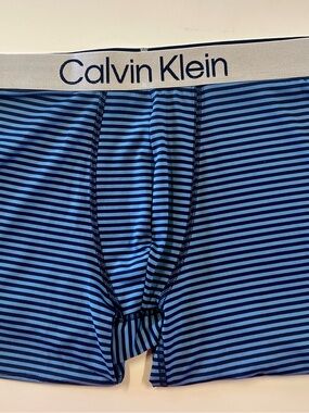 🔥Calvin Klein Light Blue & Navy Striped Boxer Briefs